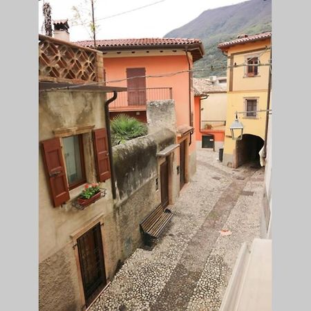 Appartamento PortaOrientale Malcesine Esterno foto